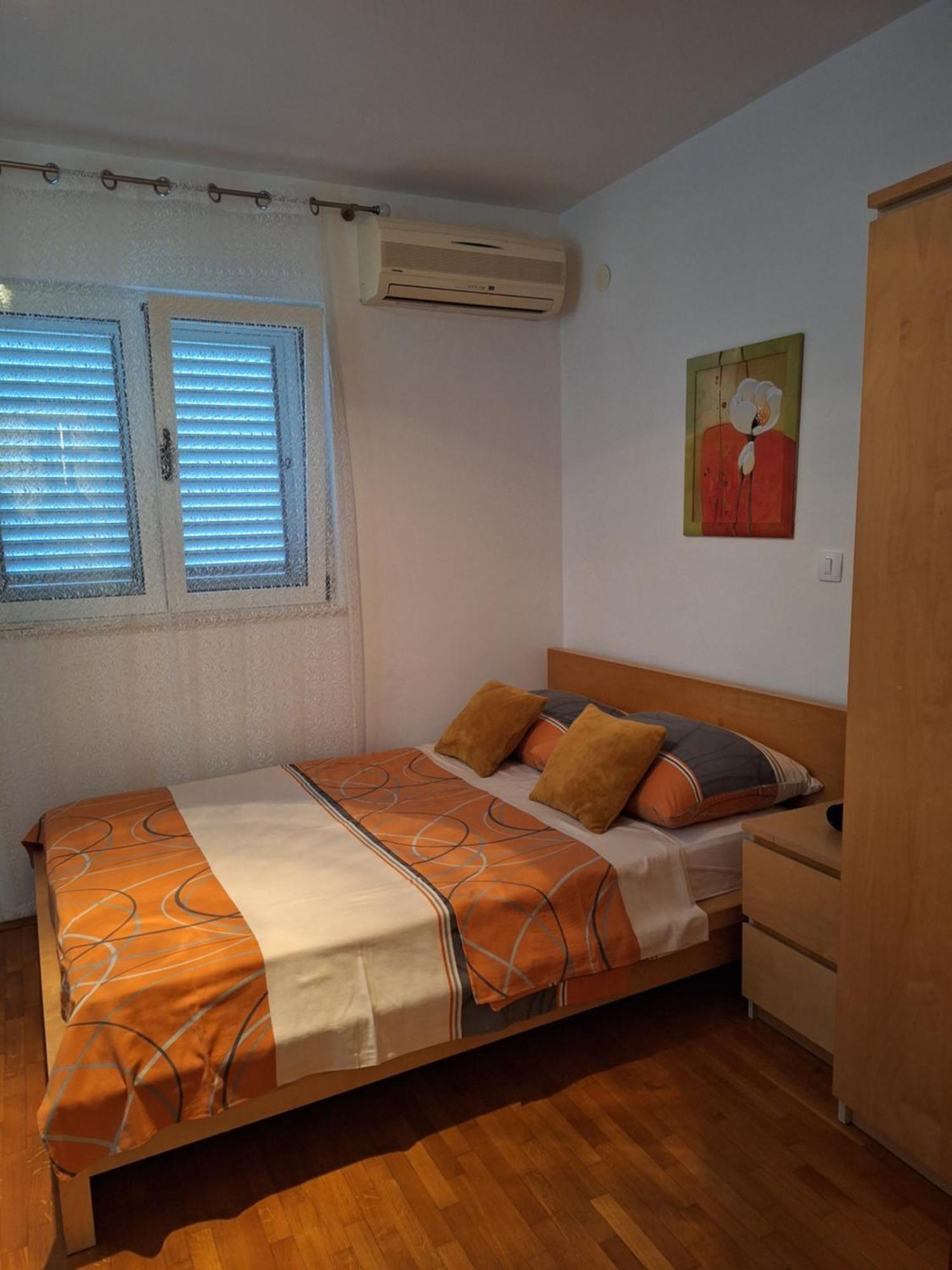 Apartments Romana Slatine Exterior photo