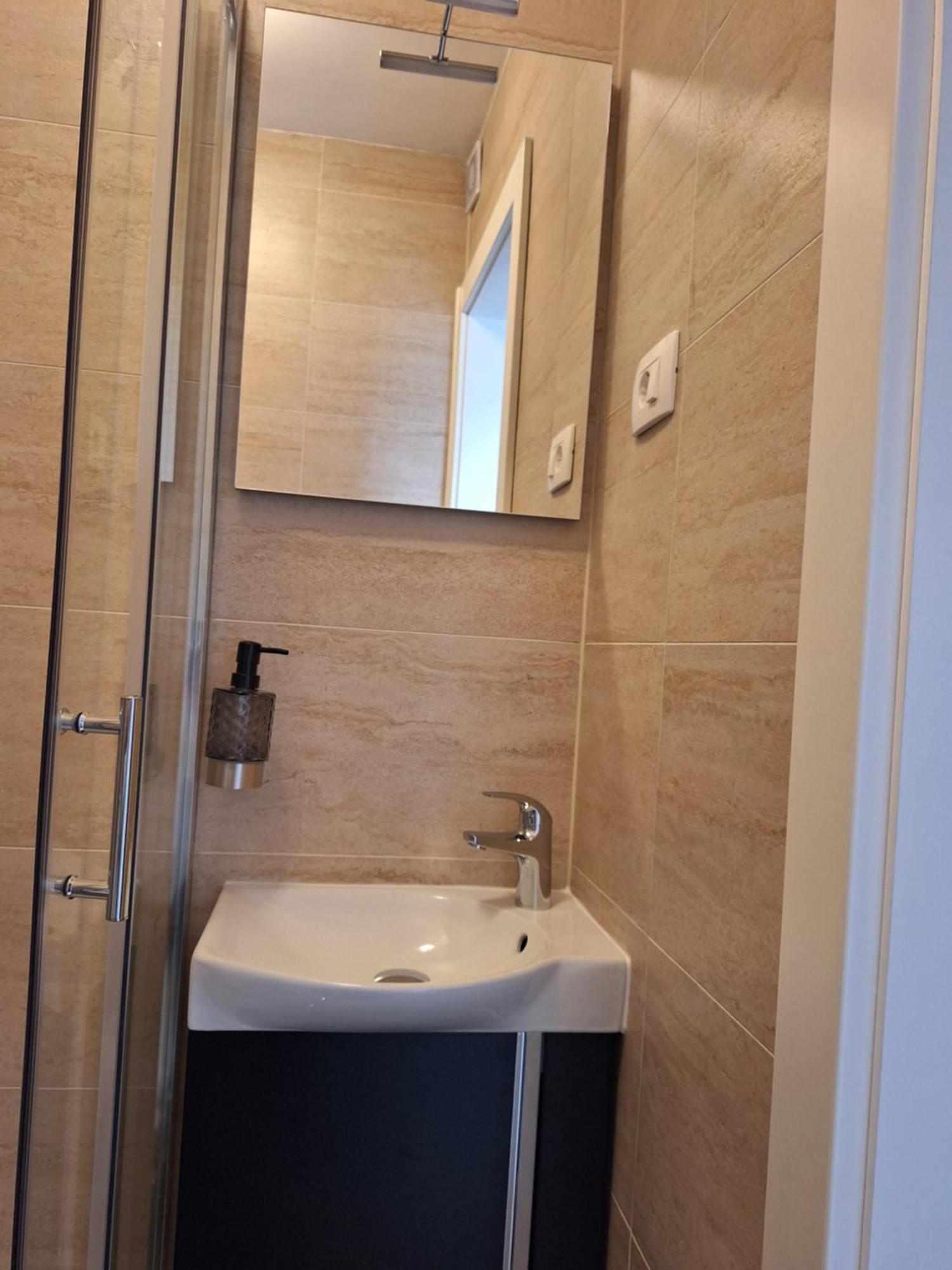 Apartments Romana Slatine Exterior photo