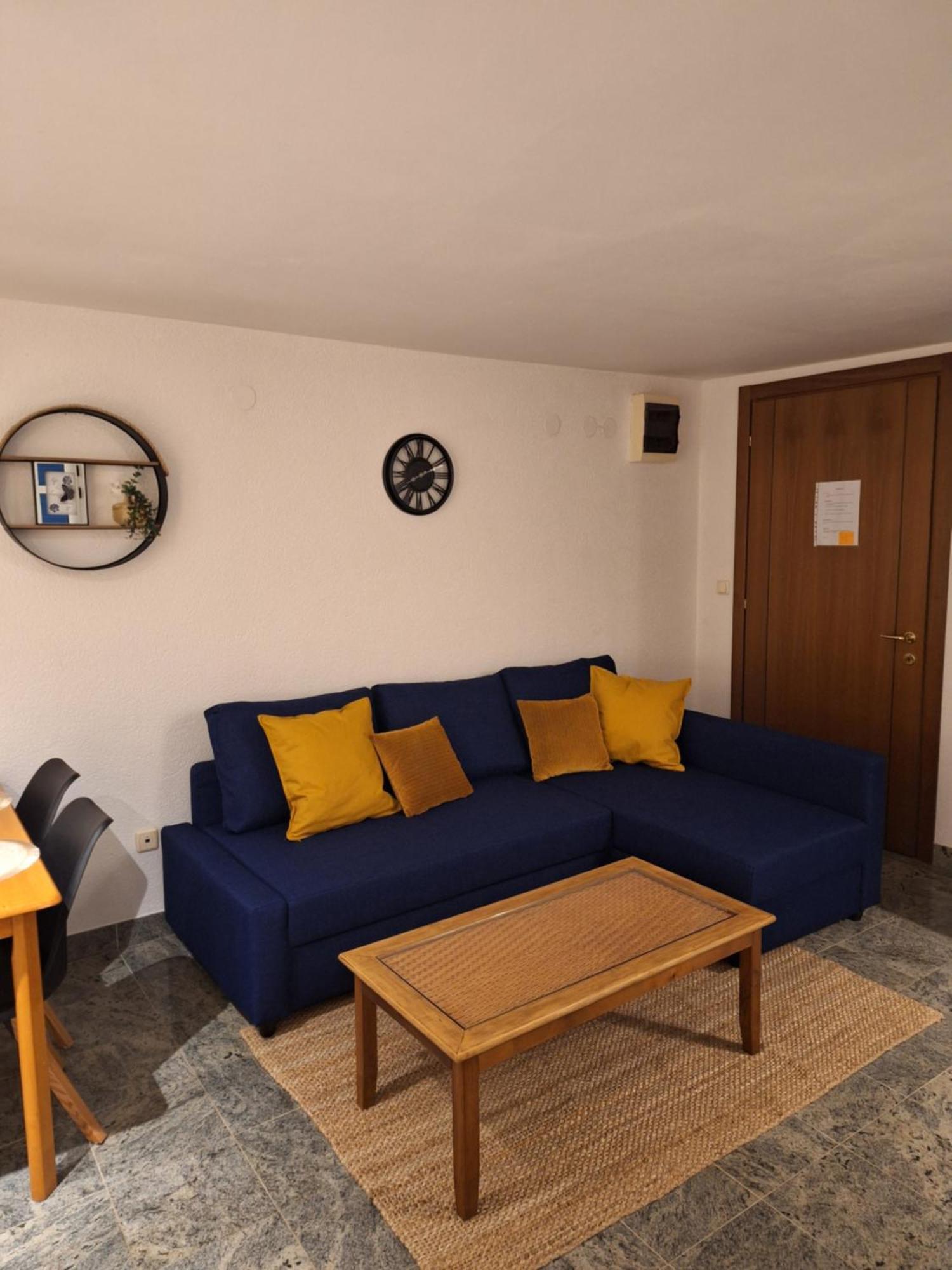 Apartments Romana Slatine Exterior photo
