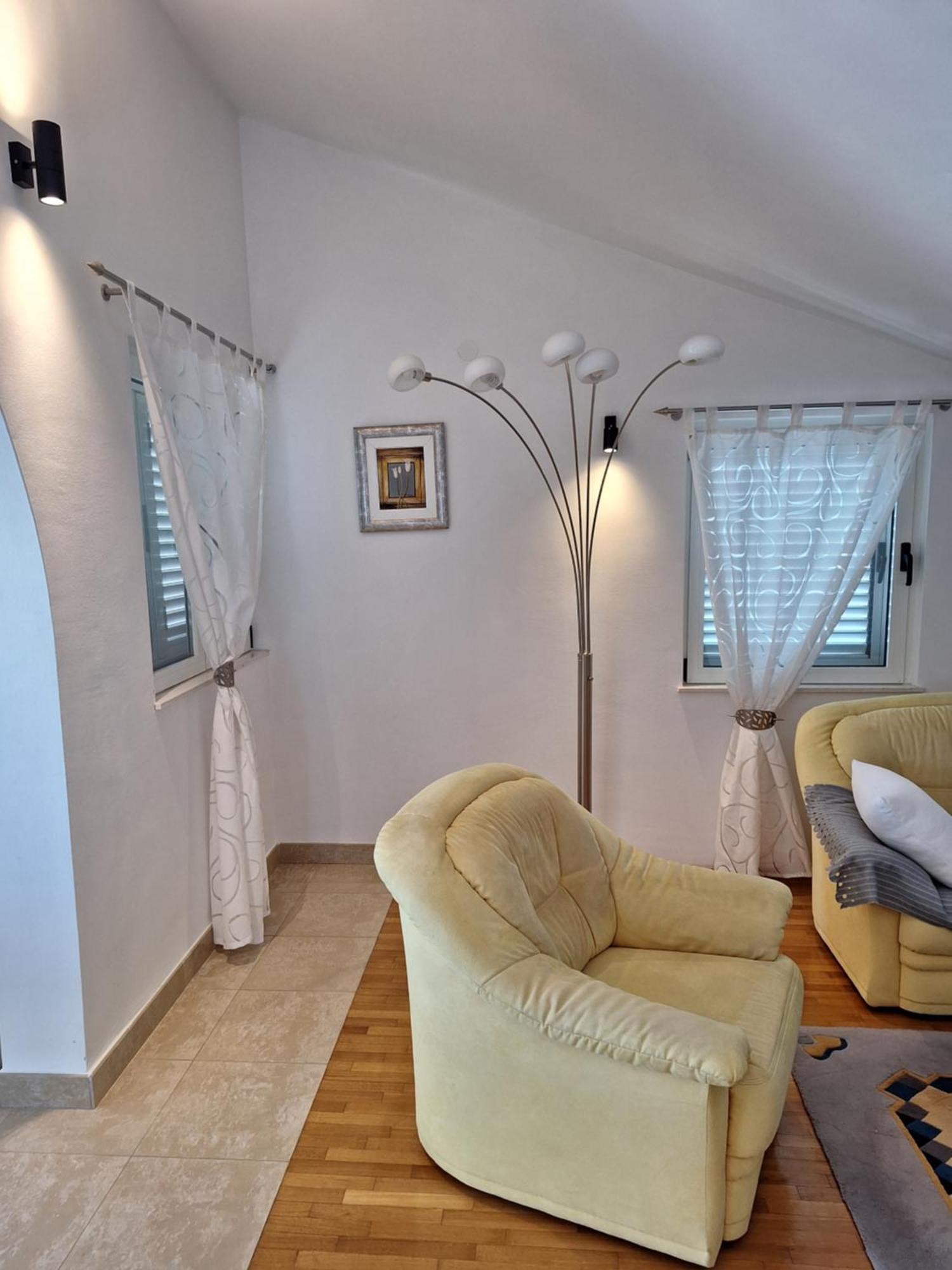 Apartments Romana Slatine Exterior photo